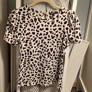 Express Puff Sleeve Leopard Print Top